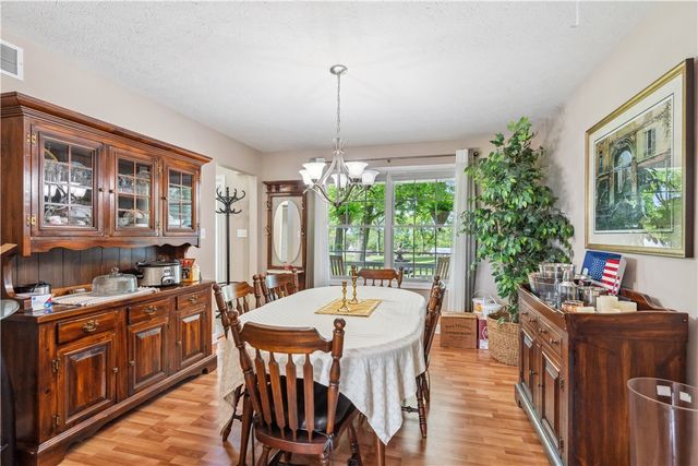 2834 Washington Blvd, Liberty Boro, PA 15133