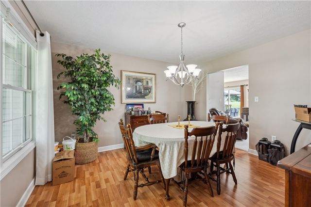 2834 Washington Blvd, Liberty Boro, PA 15133