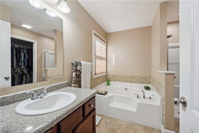 2834 Washington Blvd, Liberty Boro, PA 15133