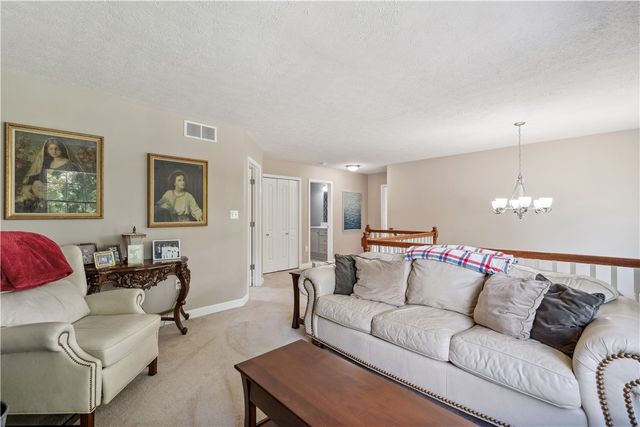 2834 Washington Blvd, Liberty Boro, PA 15133