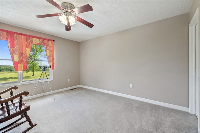 2834 Washington Blvd, Liberty Boro, PA 15133