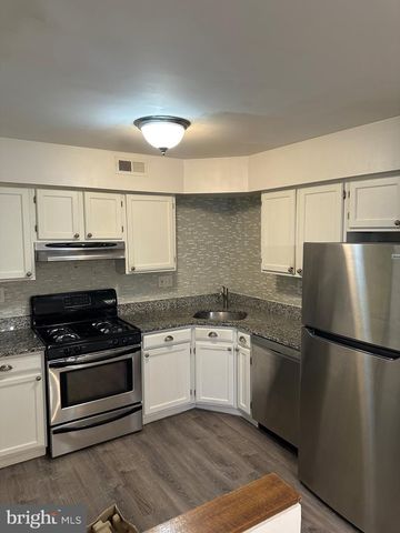 65 SANDRA RD, Voorhees, NJ 08043