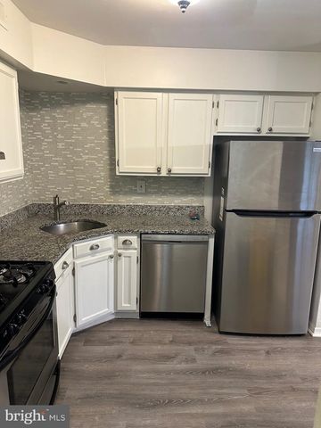 65 SANDRA RD, Voorhees, NJ 08043