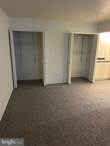 65 SANDRA RD, Voorhees, NJ 08043