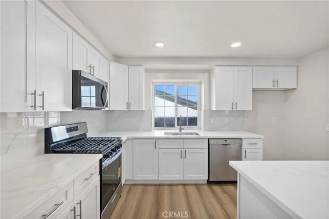 6736 Whitewood Street, Simi Valley, CA 93063