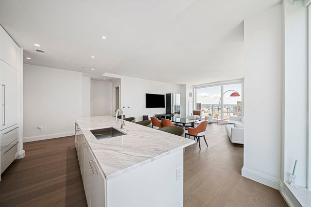 240 Devonshire St 5112, Boston, MA 02110