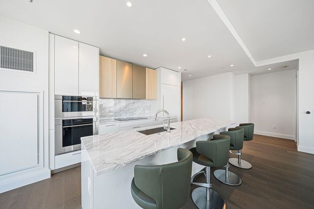 240 Devonshire St 5112, Boston, MA 02110