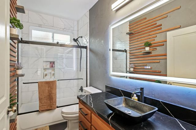 4109 Spring Valley Ct, Modesto, CA 95356