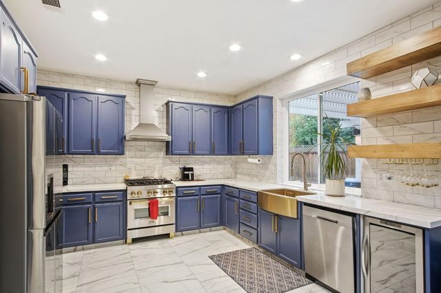 4109 Spring Valley Ct, Modesto, CA 95356