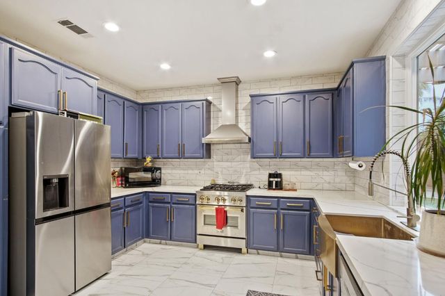 4109 Spring Valley Ct, Modesto, CA 95356