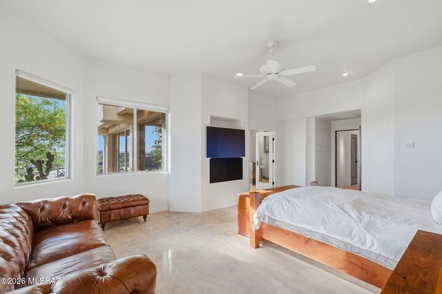 6211 N Paseo Zaldivar, Tucson, AZ 85750