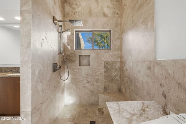 6211 N Paseo Zaldivar, Tucson, AZ 85750