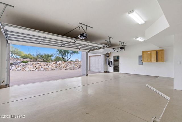 6211 N Paseo Zaldivar, Tucson, AZ 85750