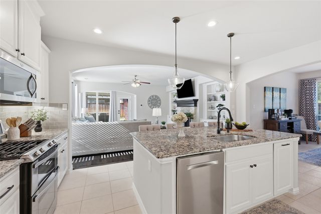 1120 Montgomery Way, Argyle, TX 76226