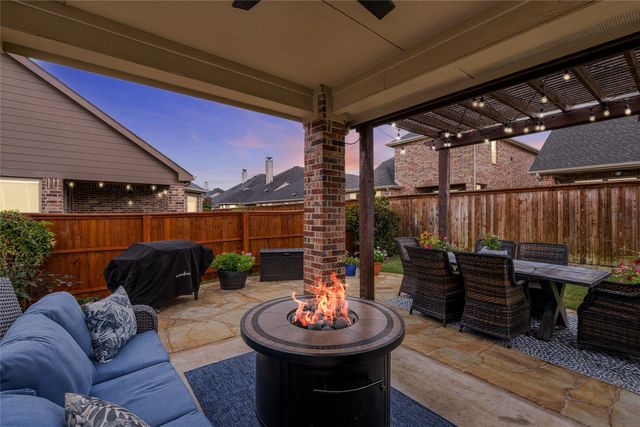 1120 Montgomery Way, Argyle, TX 76226
