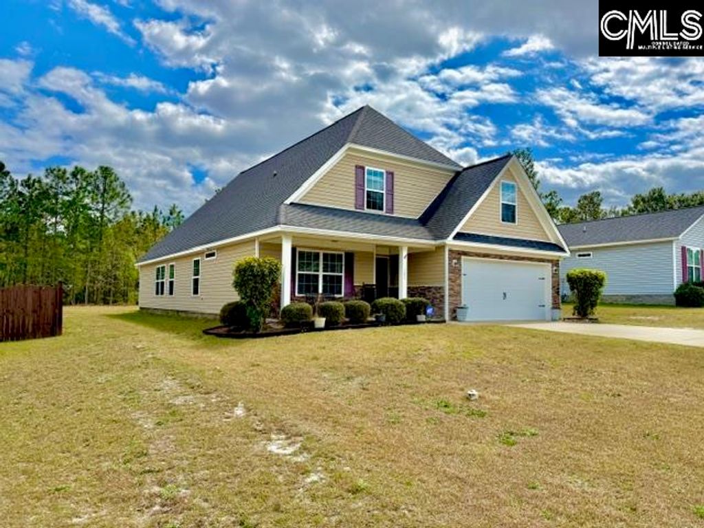 102 Driftwood Avenue, Elgin, SC 29045