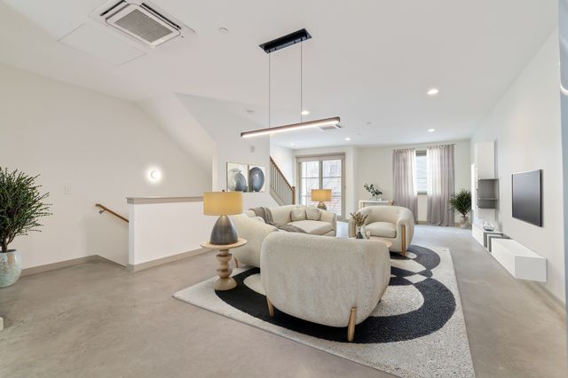 1257 Martin St, Nashville, TN 37203