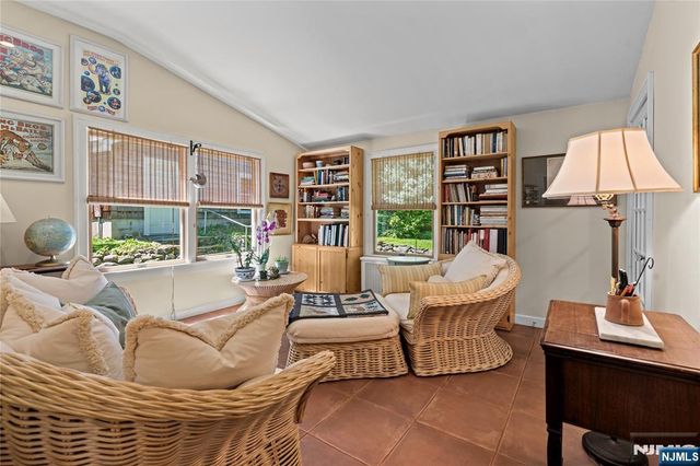 243 W Saddle River Road, Upper Saddle River, NJ 07458