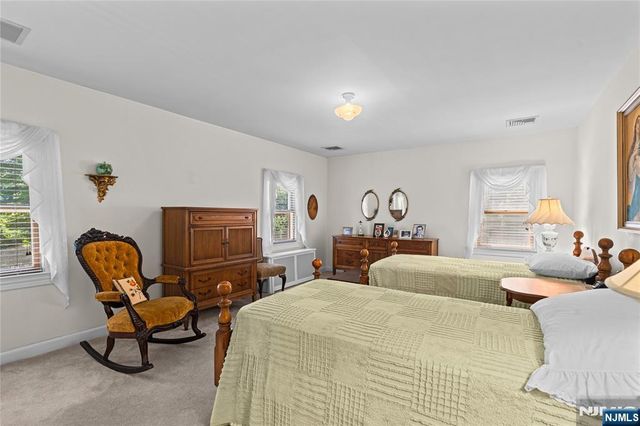 243 W Saddle River Road, Upper Saddle River, NJ 07458