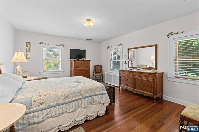 243 W Saddle River Road, Upper Saddle River, NJ 07458