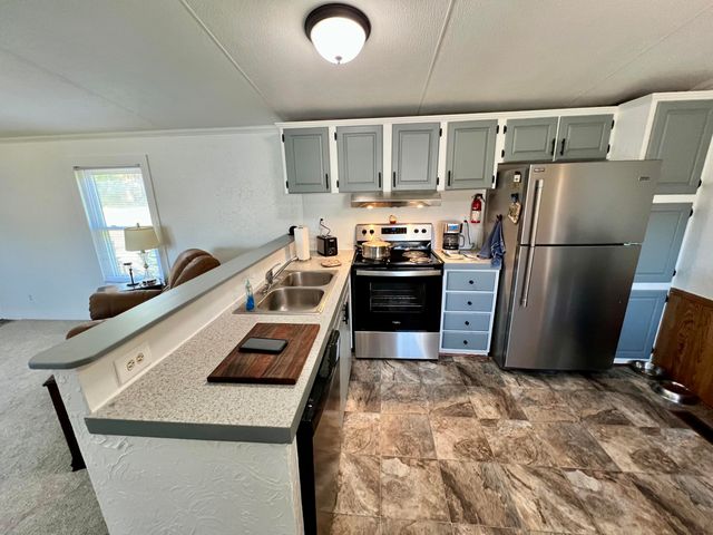 19 Lake Roxanne Road, Ellenburg Depot, NY 12935