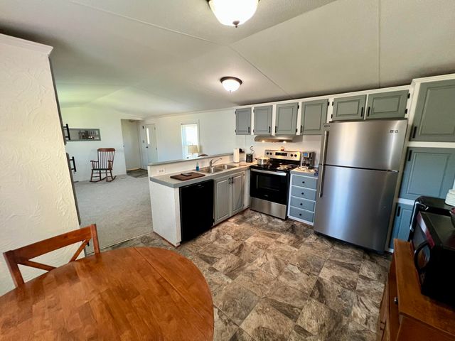 19 Lake Roxanne Road, Ellenburg Depot, NY 12935