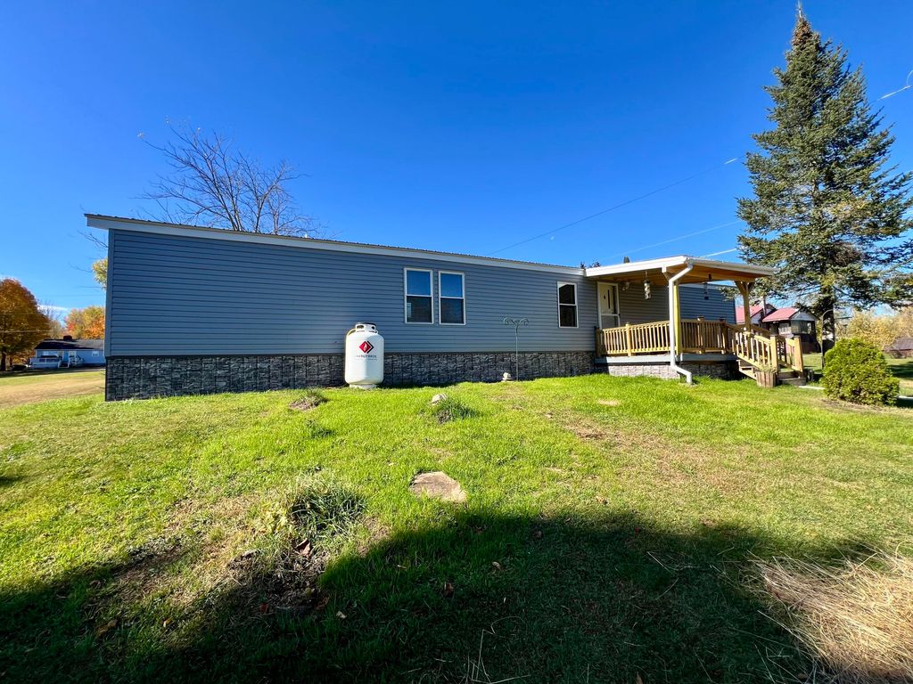 19 Lake Roxanne Road, Ellenburg Depot, NY 12935