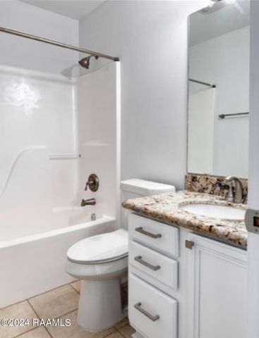 103 Weeping Willow Boulevard, Broussard, LA 70518