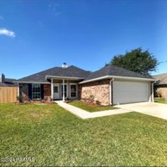 103 Weeping Willow Boulevard, Broussard, LA 70518