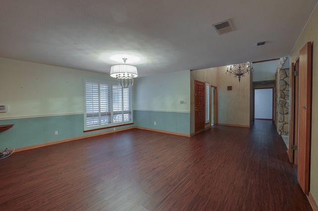 1405 Blackhill Court, Arlington, TX 76012