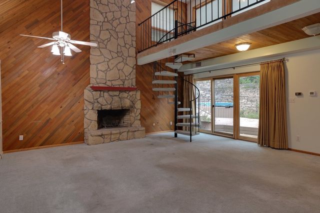 1405 Blackhill Court, Arlington, TX 76012