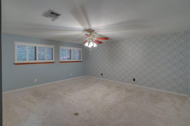 1405 Blackhill Court, Arlington, TX 76012