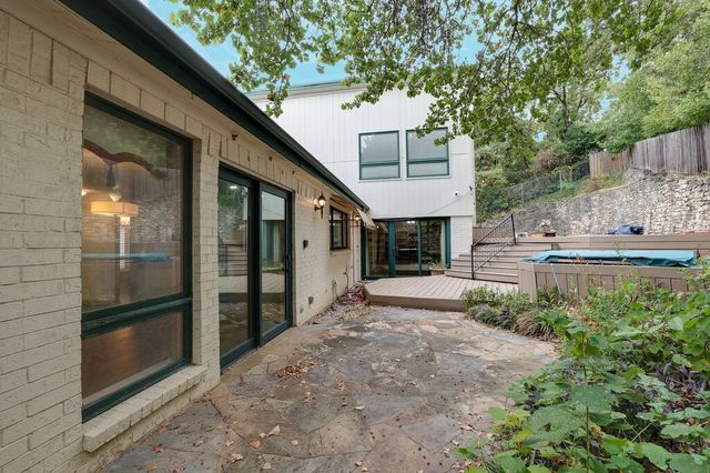 1405 Blackhill Court, Arlington, TX 76012