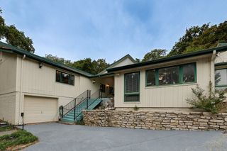 1405 Blackhill Court, Arlington, TX 76012