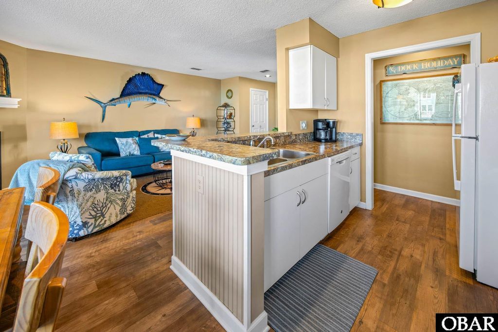 Image 16 of property listing at 612 Pirates Way # 612B, Manteo, NC 27954