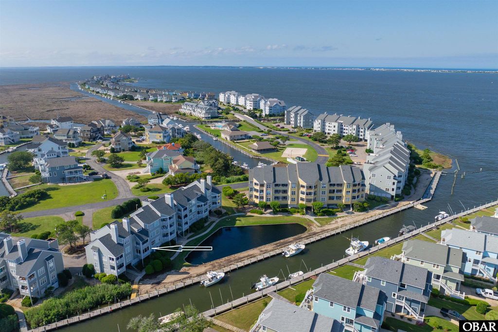 Image 3 of property listing at 612 Pirates Way # 612B, Manteo, NC 27954