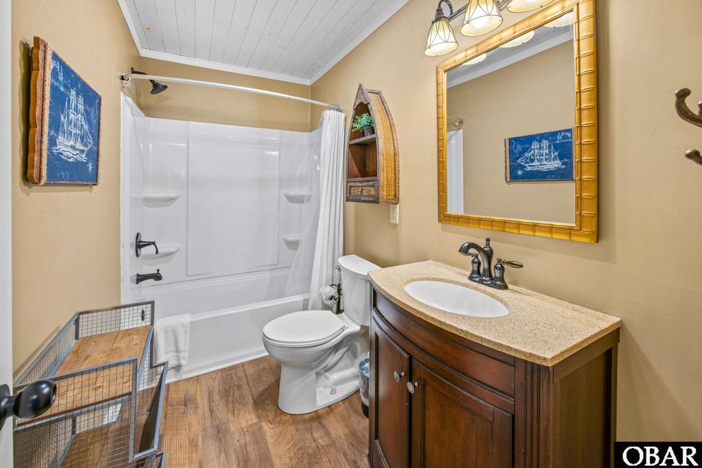 Image 22 of property listing at 612 Pirates Way # 612B, Manteo, NC 27954