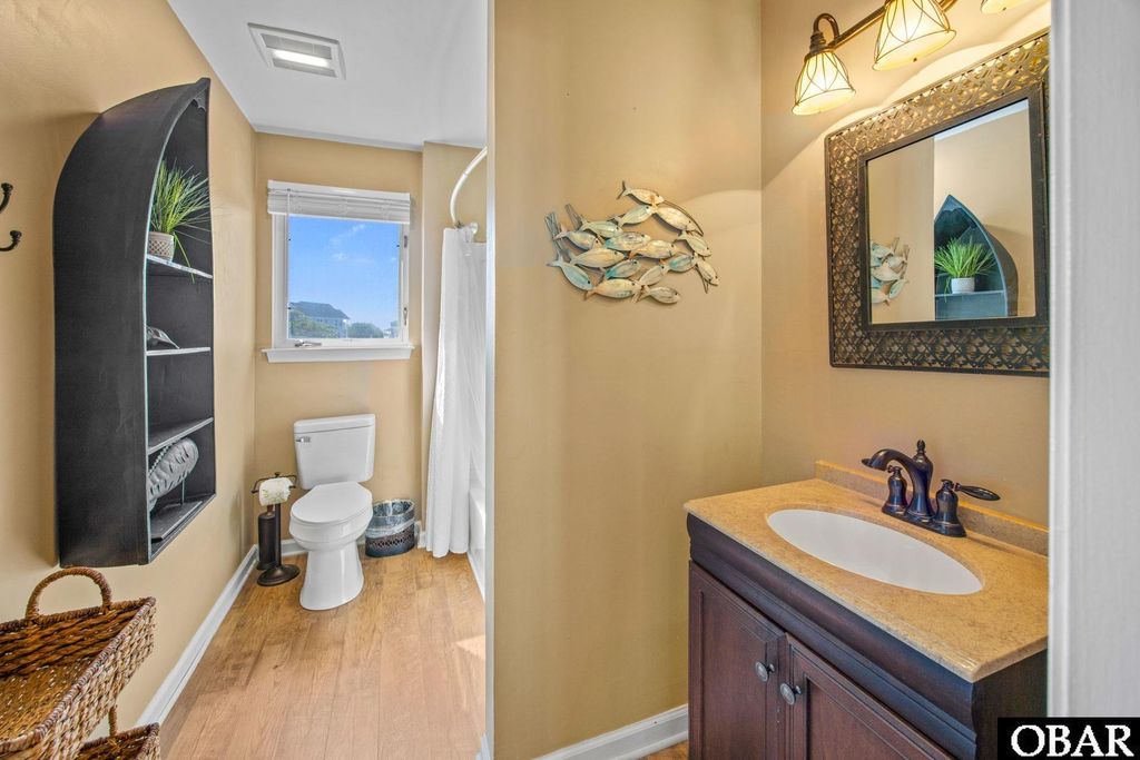 Image 27 of property listing at 612 Pirates Way # 612B, Manteo, NC 27954