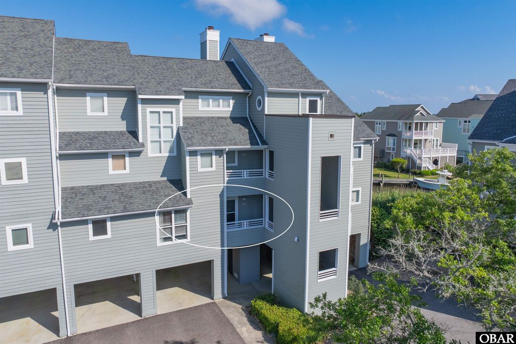 Image 6 of property listing at 612 Pirates Way # 612B, Manteo, NC 27954
