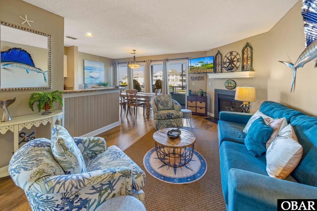 Image 8 of property listing at 612 Pirates Way # 612B, Manteo, NC 27954