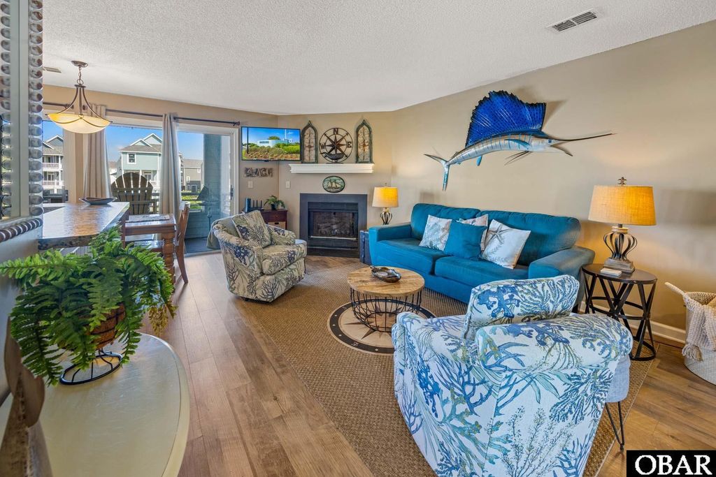 Image 9 of property listing at 612 Pirates Way # 612B, Manteo, NC 27954