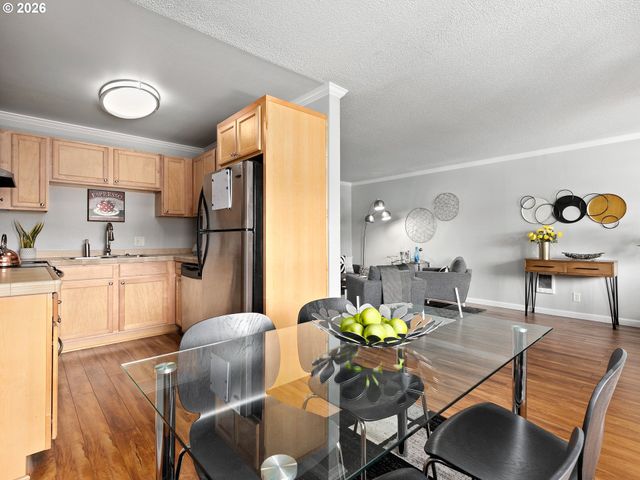 2155 Ne WEIDLER St, Portland, OR 97232