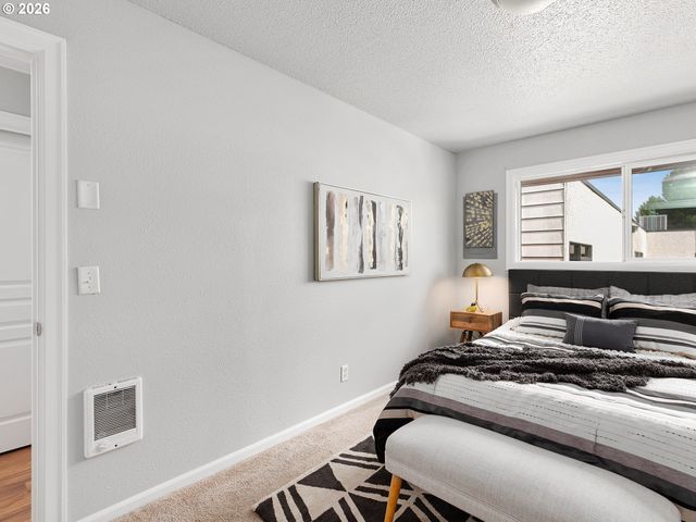 2155 Ne WEIDLER St, Portland, OR 97232