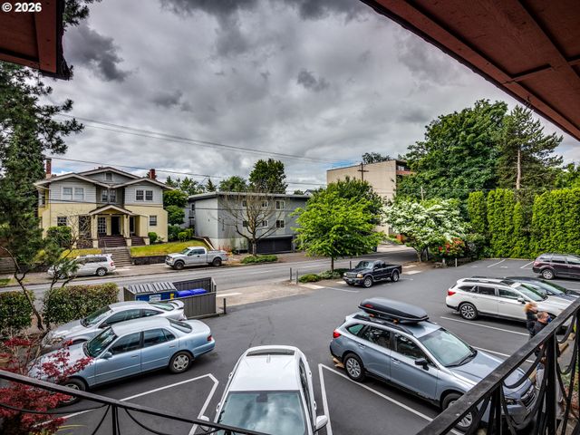 2155 Ne WEIDLER St, Portland, OR 97232