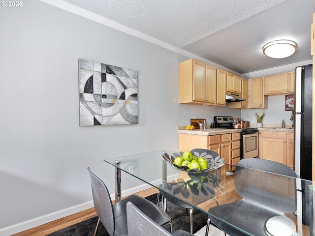 2155 Ne WEIDLER St, Portland, OR 97232
