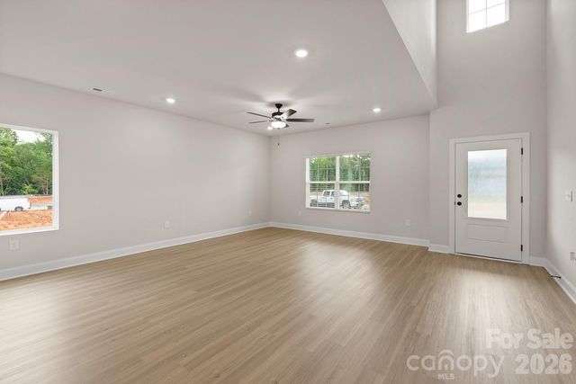 6710 Fairford Drive, Charlotte, NC 28215