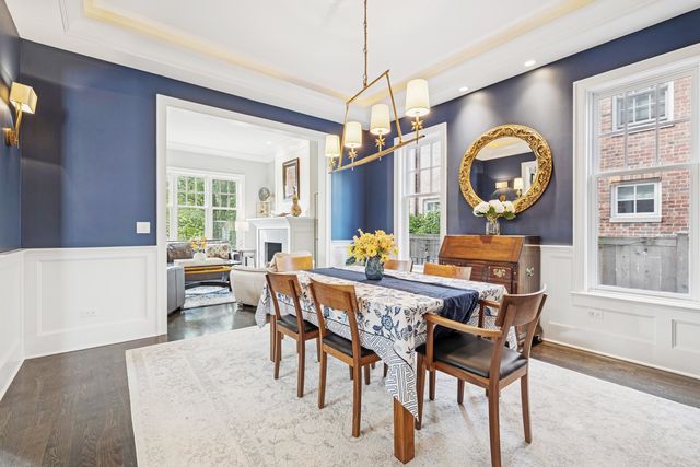 1159 Chatfield Road, Winnetka, IL 60093