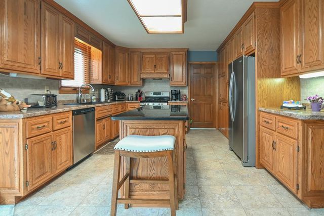 3156 MOLLY BROWN LANE, Green Bay, WI 54313