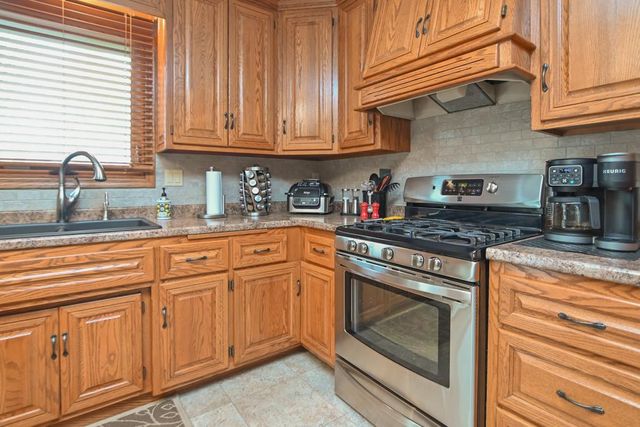 3156 MOLLY BROWN LANE, Green Bay, WI 54313