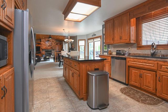 3156 MOLLY BROWN LANE, Green Bay, WI 54313